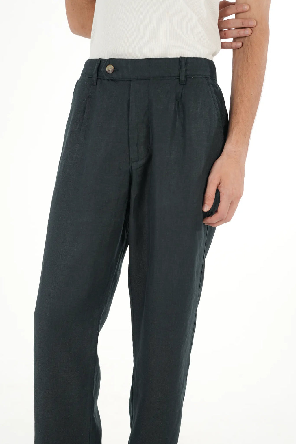 100% LINEN BLACK BUCKLE UP PANTS