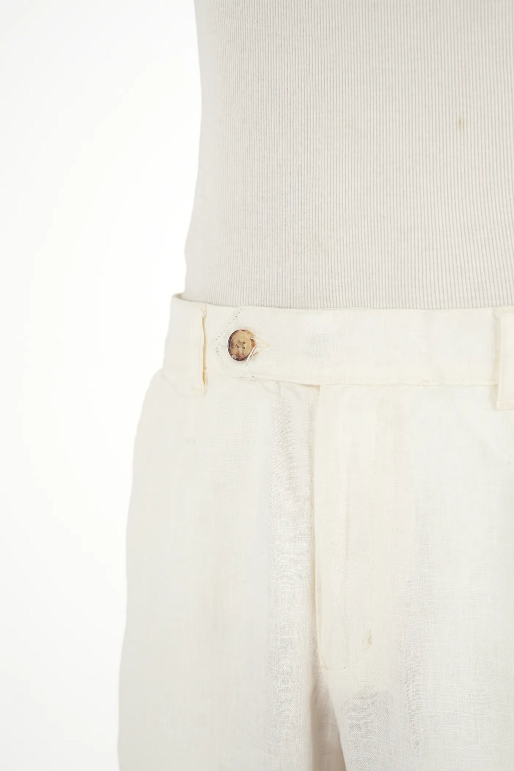100% LINEN OFF-WHITE BUCKLE UP PANTS