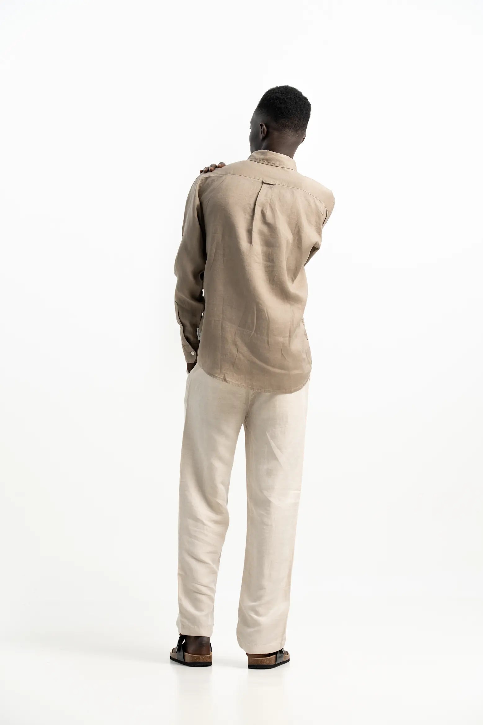 VELAIR LINEN MUD BROWN SHIRT