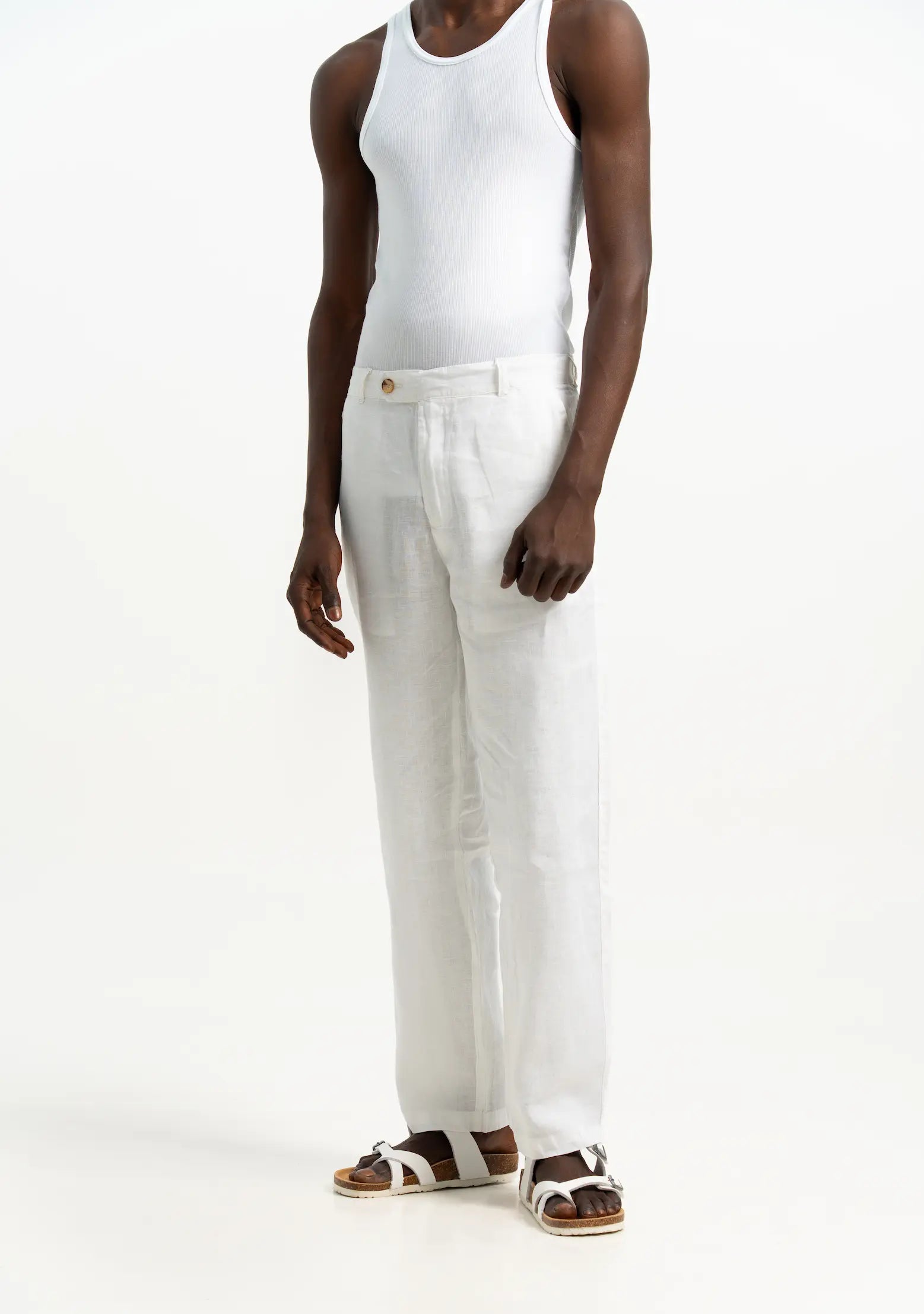 VELAIR LINEN WHITE BUCKLE UP PANTS