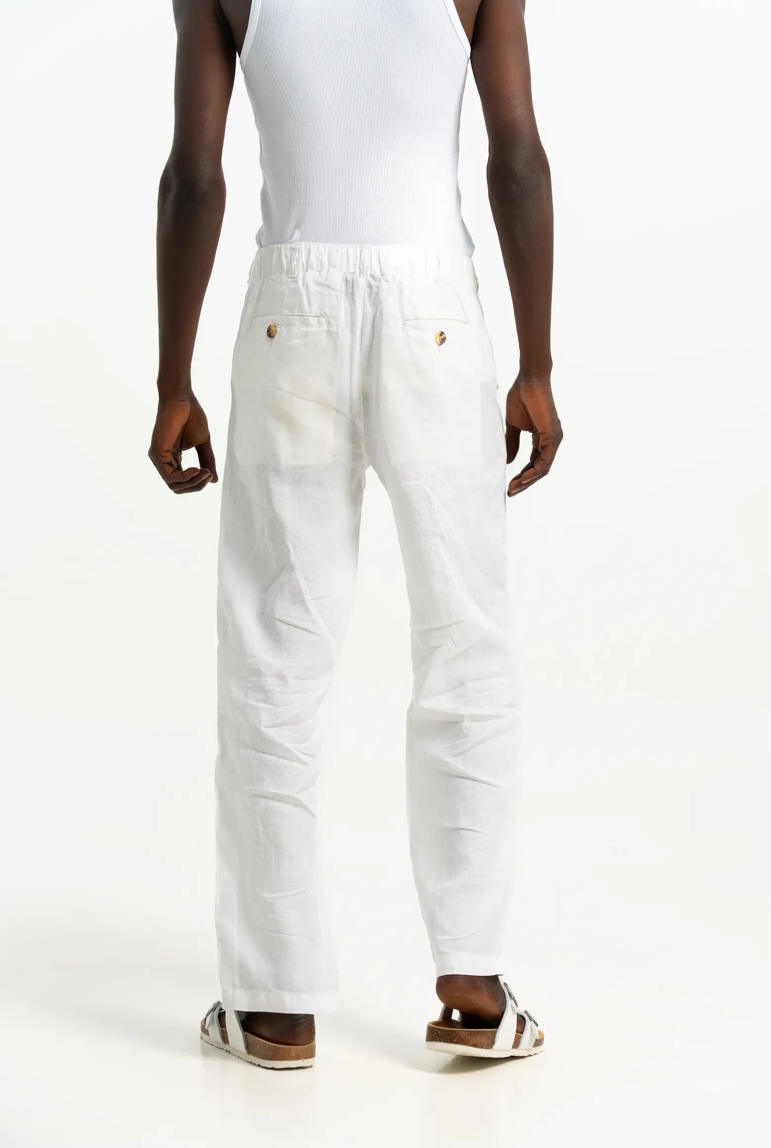 VELAIR LINEN WHITE BUCKLE UP PANTS