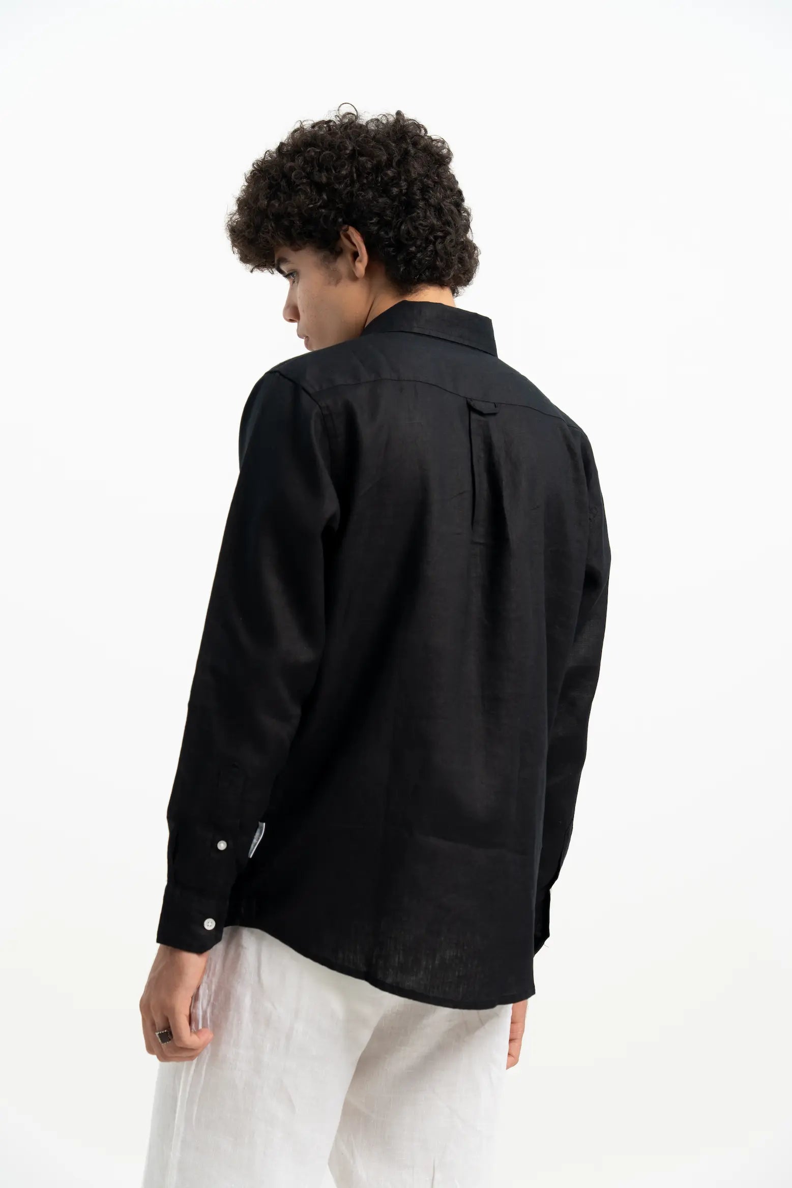 VELAIR LINEN BLACK SHIRTS