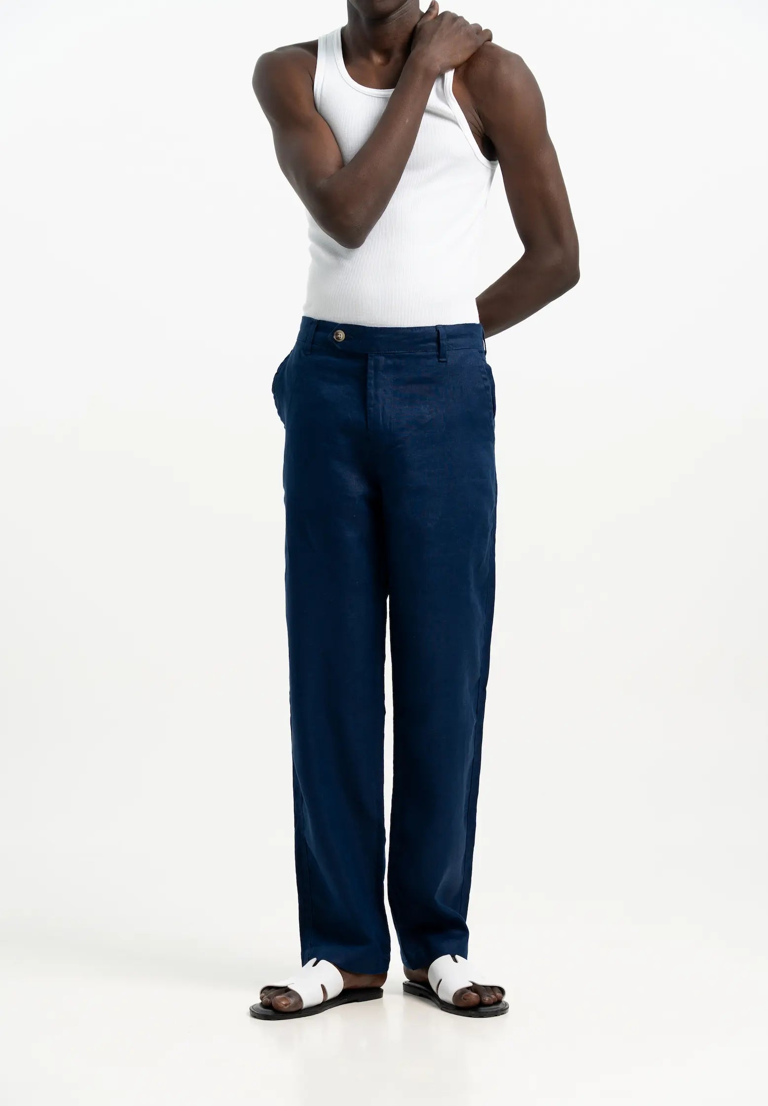 VELAIR LINEN NAVY BUCKLE UP PANTS