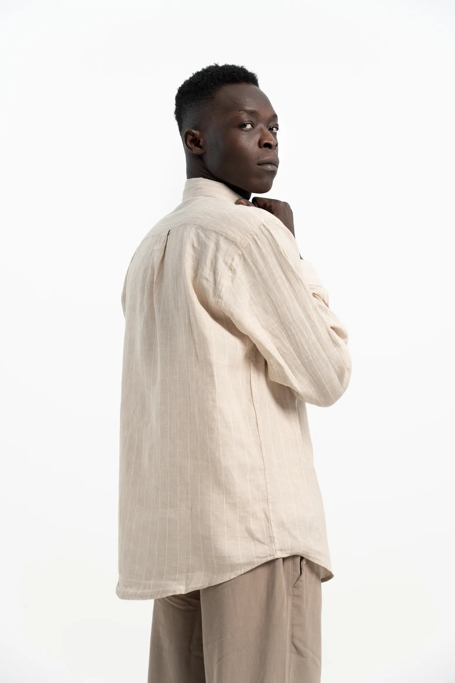 VELAIR LINEN BEIGE LINE SHIRT