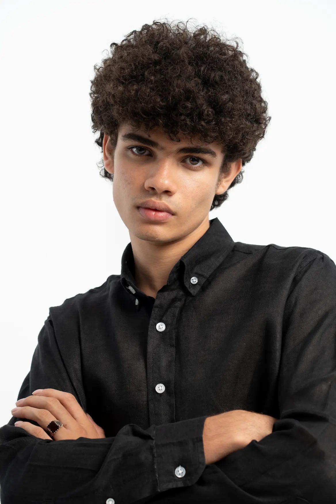 VELAIR LINEN BLACK SHIRT