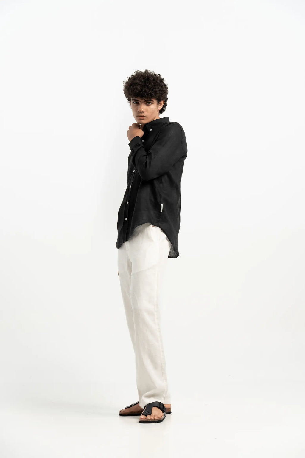 VELAIR LINEN BLACK SHIRT